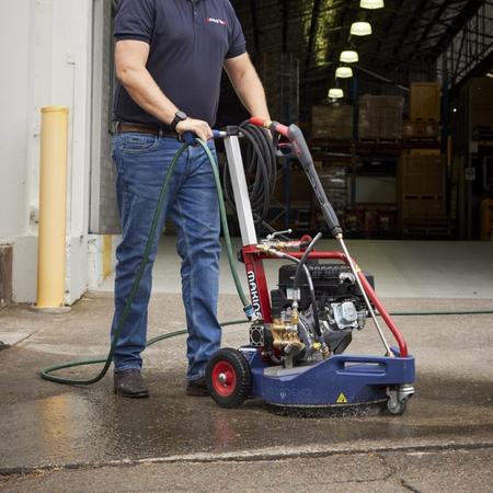 DPC 2200 Dual Pressure Cleaner in use