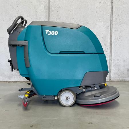 Tennant T300 Scrubber Dryer Side