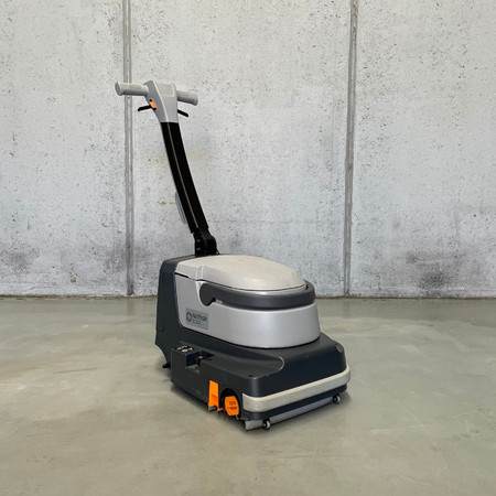 Second Hand SC250 Commercial Scrubber
